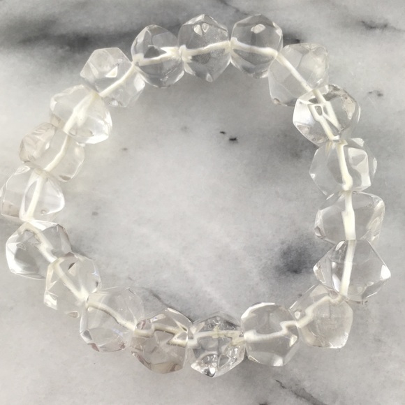 Quartz Crystal Bead Stretch Bracelet - Picture 5 of 8